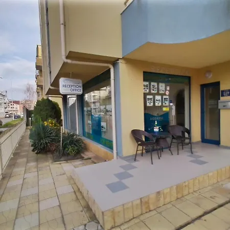 Daire ваканционно студио аквария *