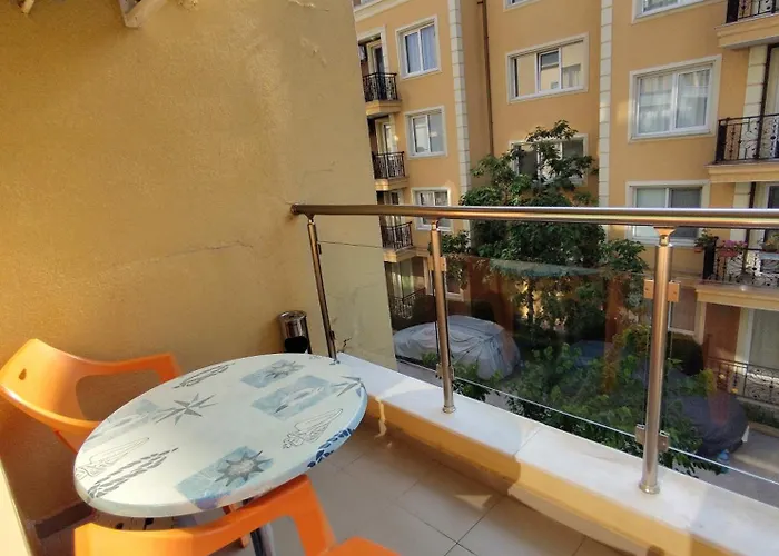 アパート ваканционно студио аквария